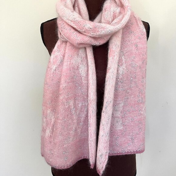 Louis Vuitton Wool Wrap Medallion Logomania Reversible Scarf - Picture 11 of 11